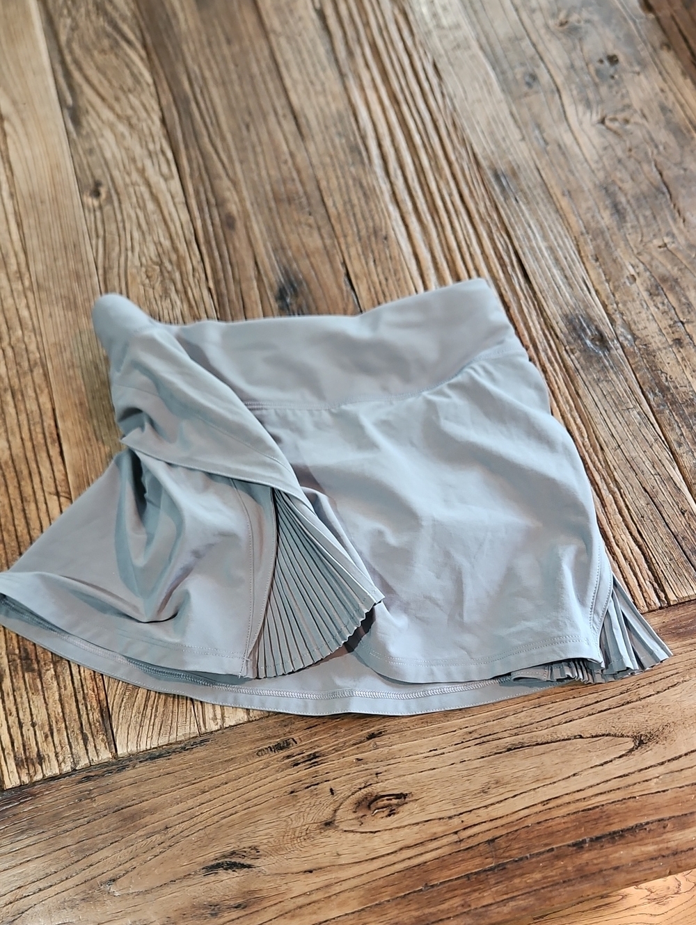 Lululemon Play Off The Pleats Size 2 Skort In Rhino
